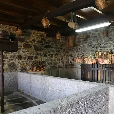 Casa Da Fonte ゲストハウス ラメゴ